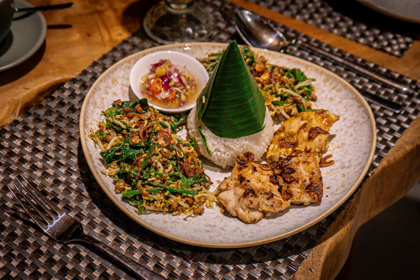 Balinesisches Essen auf dem Teller